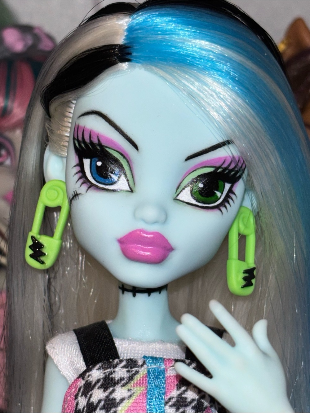 Monster High G3 Frankie Repaint